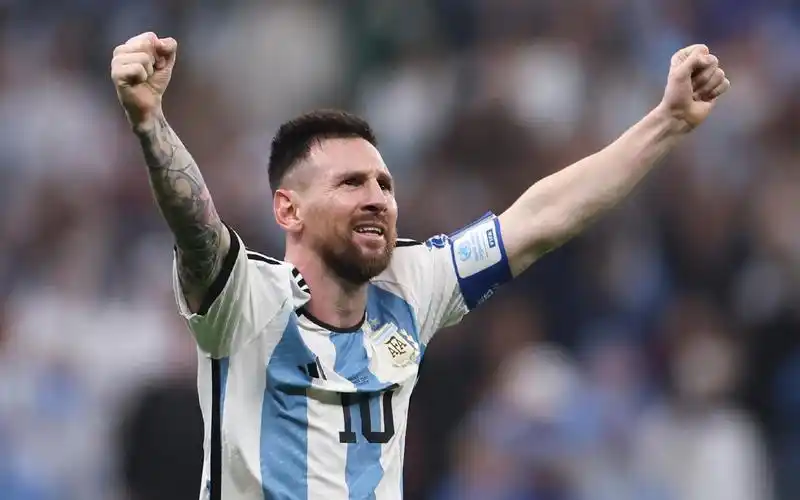 梅西在加时赛进球后庆祝.  图/新华社