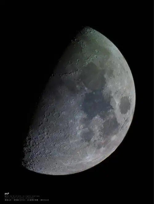 视宁度还不错趁着云缝拍半月