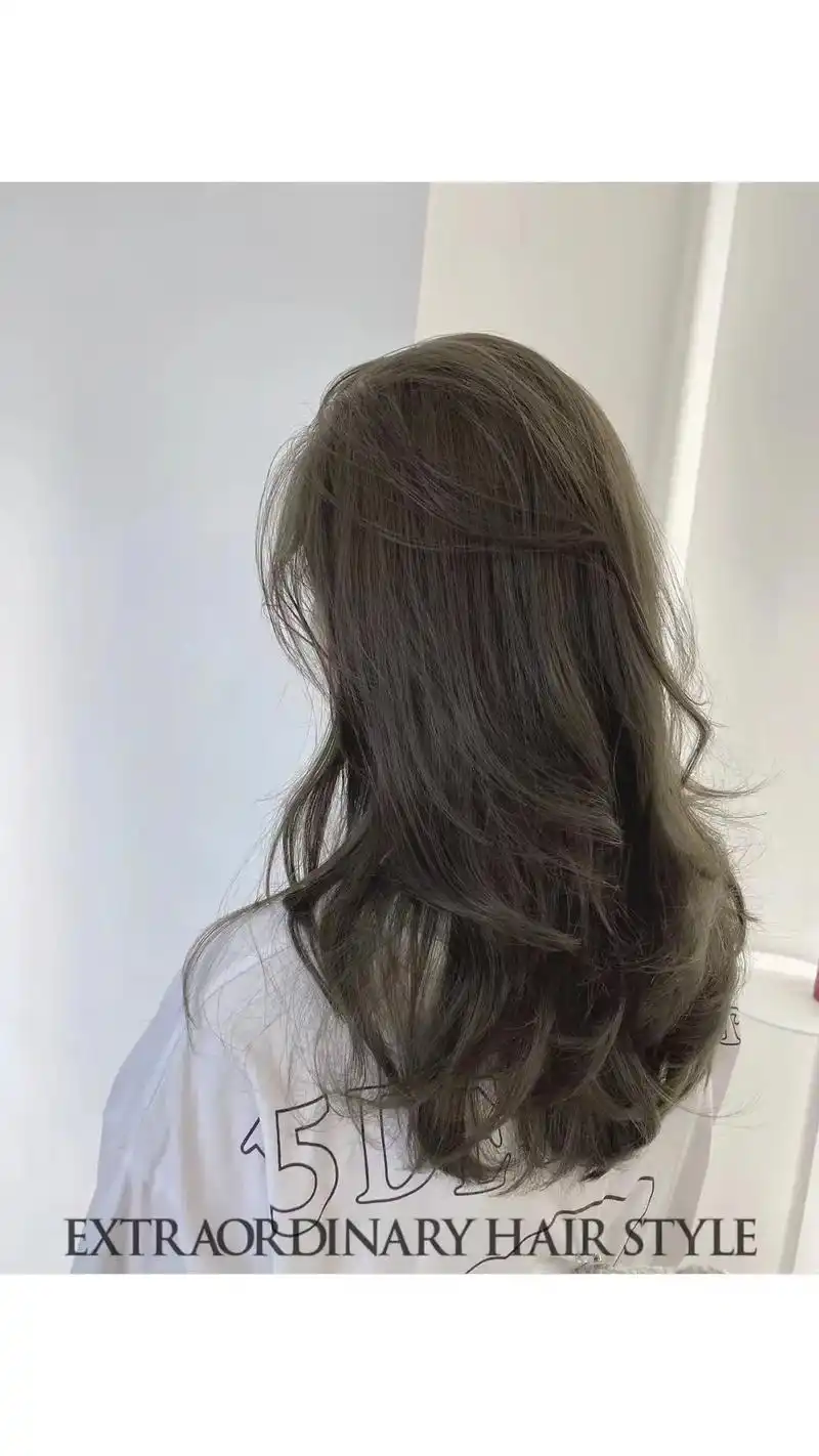 夏季显白发色 #染头发颜色推荐 #漳州发型设计 #烟熏绿灰 - 抖音