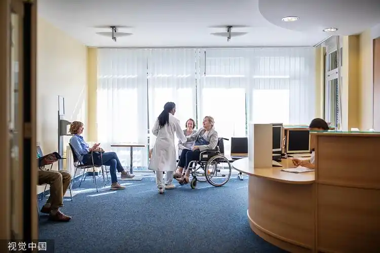 英媒疫情蔓延英国私人养老院年利润率平均上涨18