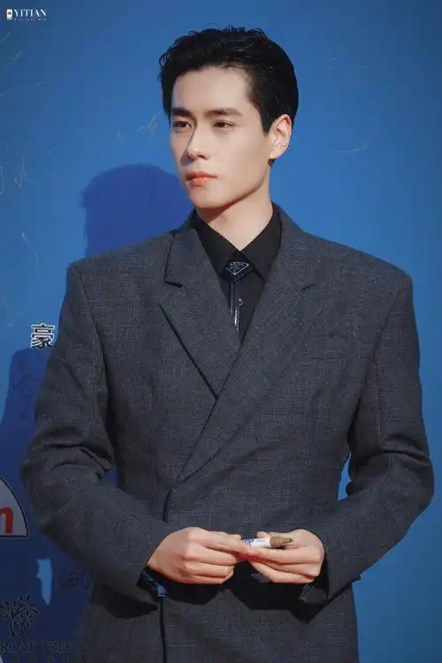 胡一天1226生日快乐##胡一天海南国际电影节