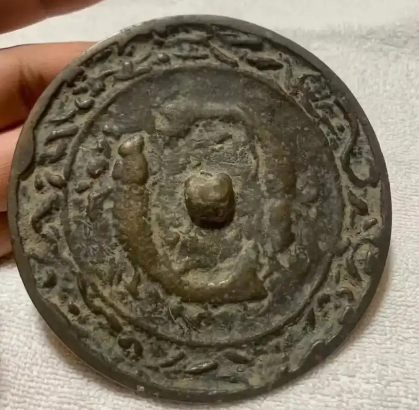 古铜镜 宋代双鱼铜镜 - 抖音