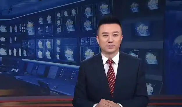 《新闻联播》主播潘涛:45岁闯北京,与小妻子的幸福背后有艰辛