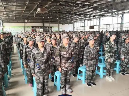 和润以德雏鹰展翅壮志凌霄湖州四中西山漾校区初一年级国防研学活动