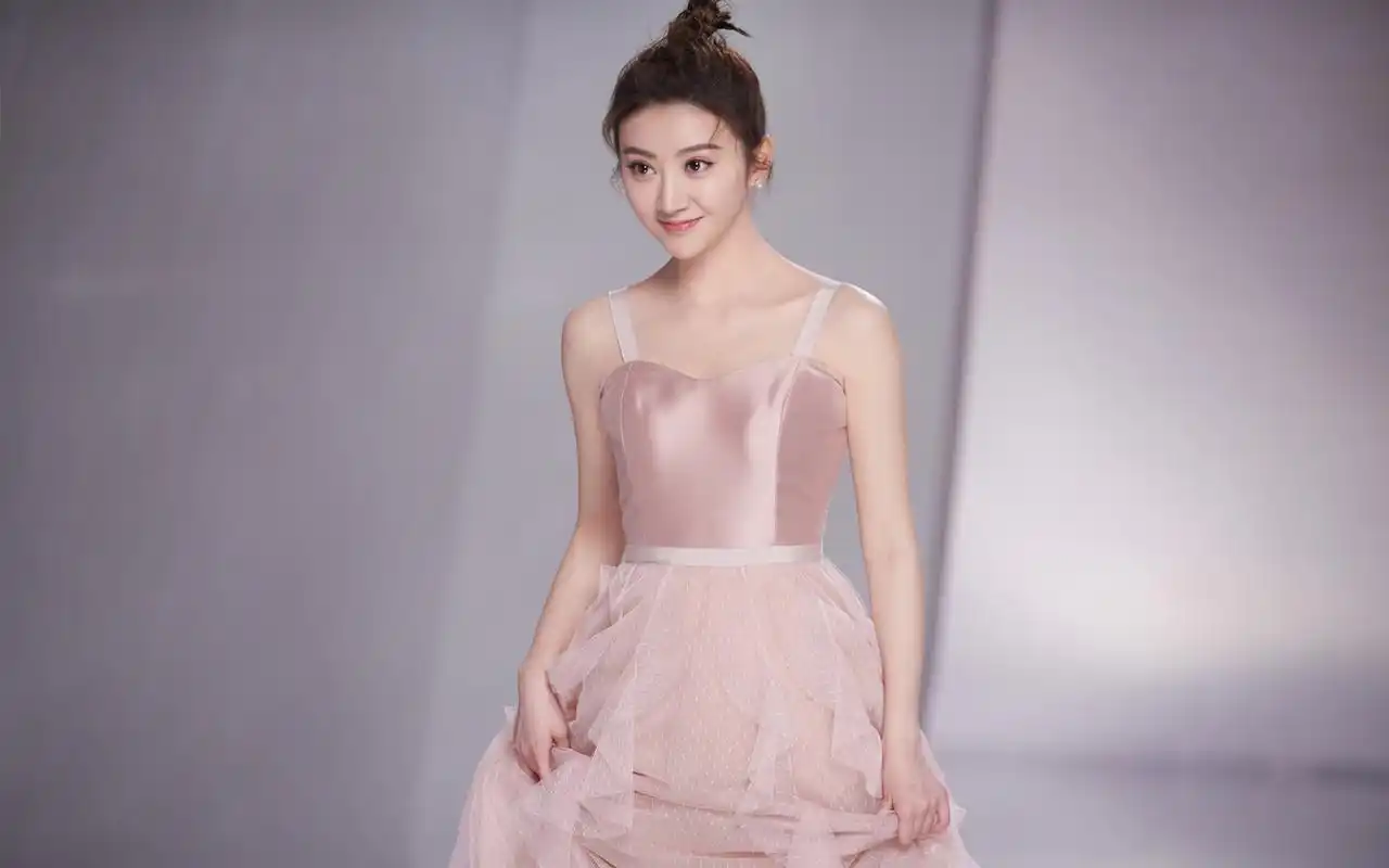 更多景甜壁纸图片尽在美桌网,大家一起欣赏吧.