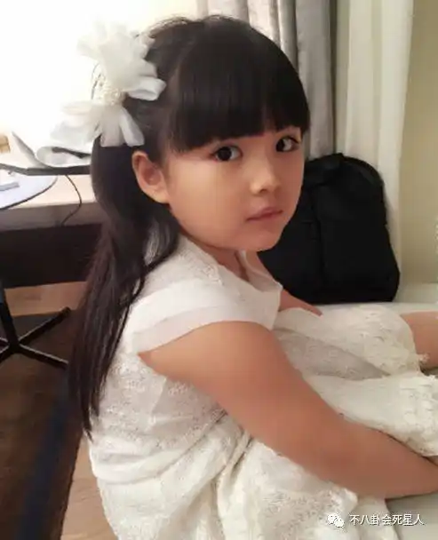 小糯米快四岁了,面对会不会上真人秀的问题,杨幂这麼说 – 1024研究所