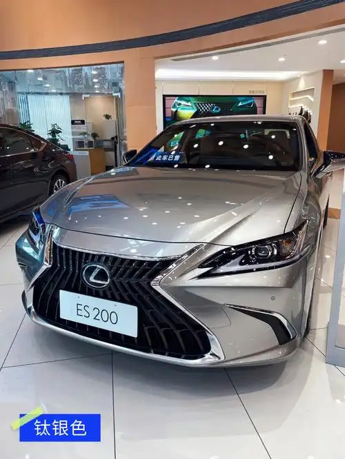 雷克萨斯es你喜欢哪个颜色