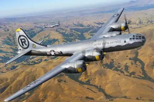 b-29"超级空中堡垒"重型轰炸机