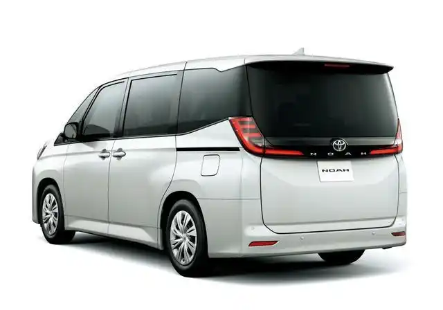 丰田新款mpv官图发布侧滑门78座都有约合人民币15万起