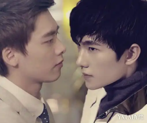 【图】男神杨洋生日李易峰送祝福了吗 首度否认两人不和