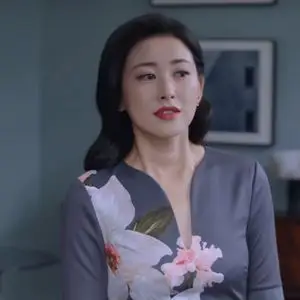 精英律师戴曦栗娜同款连衣裙包臀裙铅笔裙秋冬新短袖印花中长款裙