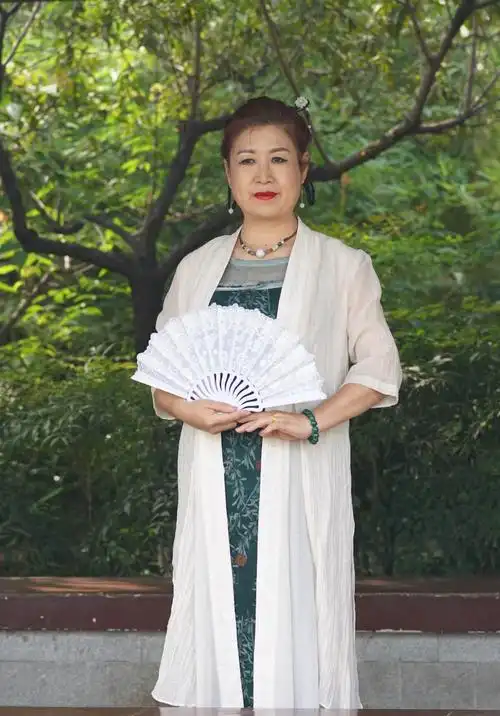 其它 最美莫过夕阳红 写美篇出镜:马越模特队    摄影:山水相依