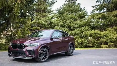 2020款宝马x6 m,外观更加锋芒毕露
