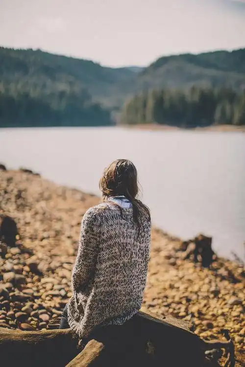 欧美伤感女生背影图集
