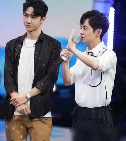 《快乐大本营》赵丽颖王一博哪一期有翡男女主同台变对手|韩庚|何炅