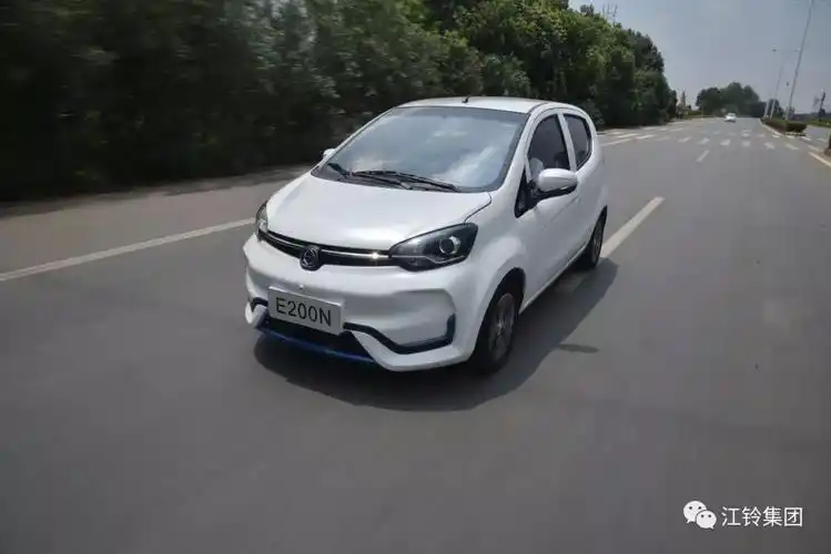 作为e200s的全新升级款车型,江铃集团新能源e200n焕新而来,新车主要