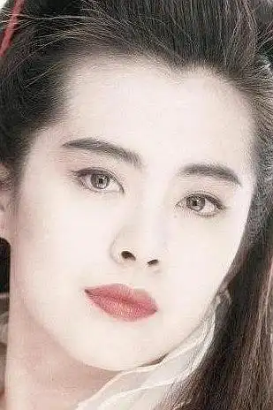 多图〕八一八朝天鼻(猪扒鼻)的明星,分隔顶级帅哥美女和.