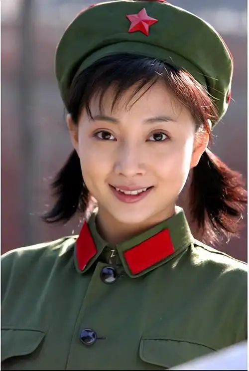 时隔16年重夺视后殷桃的成功意外揭露中年女演员的三大困局