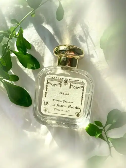 santa maria novella小苍兰香水