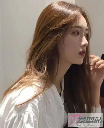 什么发色好看又不用漂这几款超显白小仙女必染