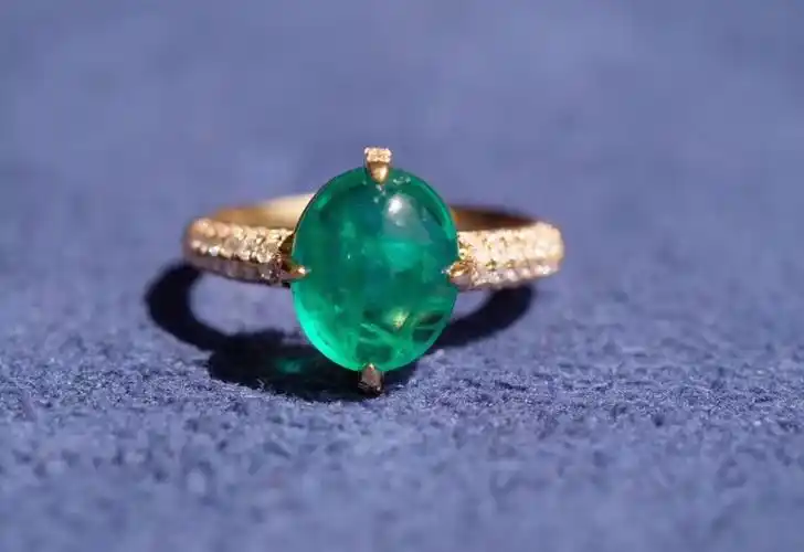 4克拉左右vivid green色祖母绿戒指,特别水… - 堆糖,美图壁纸兴趣