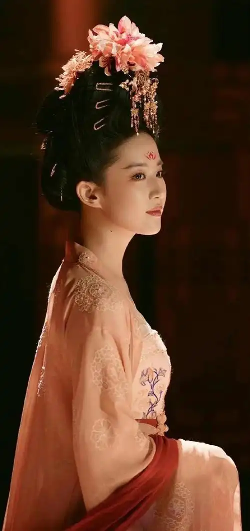 刘亦菲古风写真仙气满满