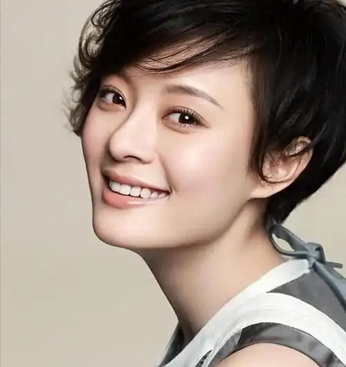 "二手市场"成女明星照妖镜,谁没底线,谁割韭菜,全照出来了