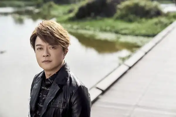 翁立友爆长年流鼻血成资深口罩族原因曝光