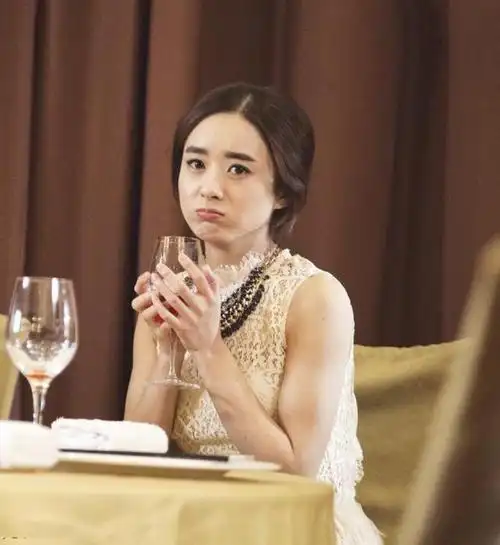 杉杉来吃土里土气的赵丽颖让张翰油不起来这夫妻演夫妻绝