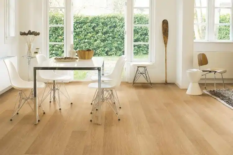 复合木地板保养知识分享别墅地板清洁怎么做