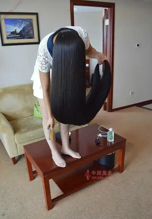 剪下苗条姑娘超长长发-爱的边缘228#(20)