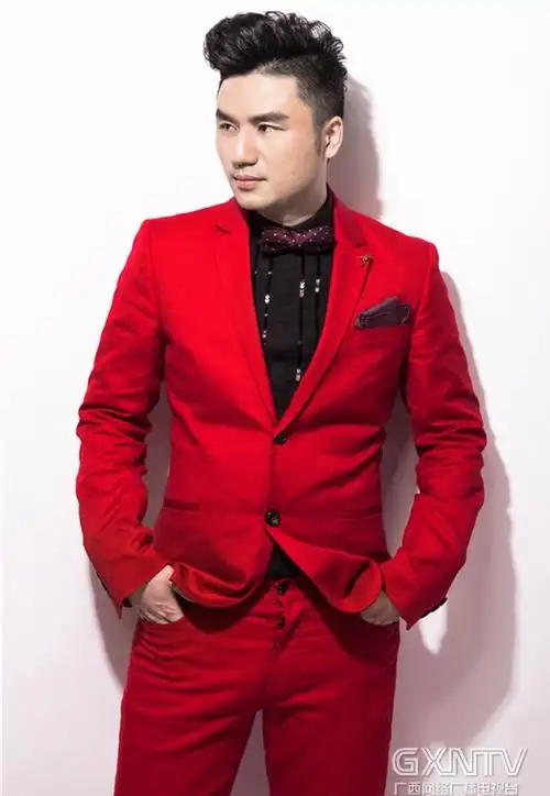 陈果——广西电视台影视频道《爱看电影》节目主持人 - 北关仓库新闻