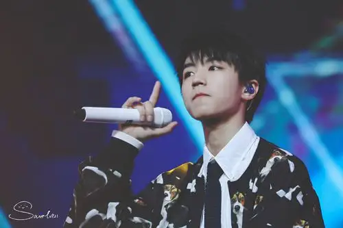 王俊凯# #tfboys王俊凯# #tfboys# cr swir… - 堆糖,美图壁纸腥い