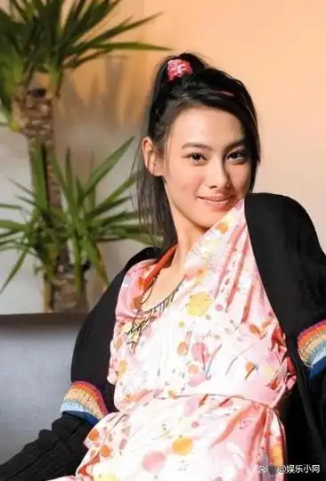 梁洛施:长相太美,男友愿花1亿为她赎身,她的魅力有多大