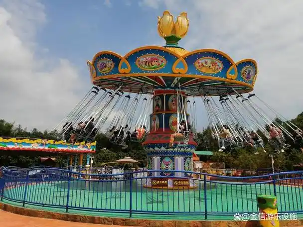是一款非常受游客欢迎的大型户外游乐设务
