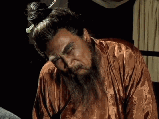 鲍国安最体现鲍国安功力的就是横槊赋诗这场戏,朗诵能力绝了.