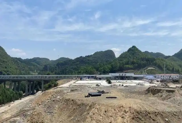 这条城际铁路1小时到贵阳,新建了哪些车站?