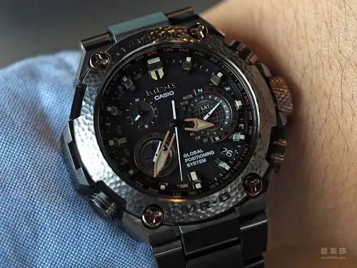 史上最昂贵的g-shock腕表---卡西欧mr-g 20周年"锤起tsuiki"纪念款