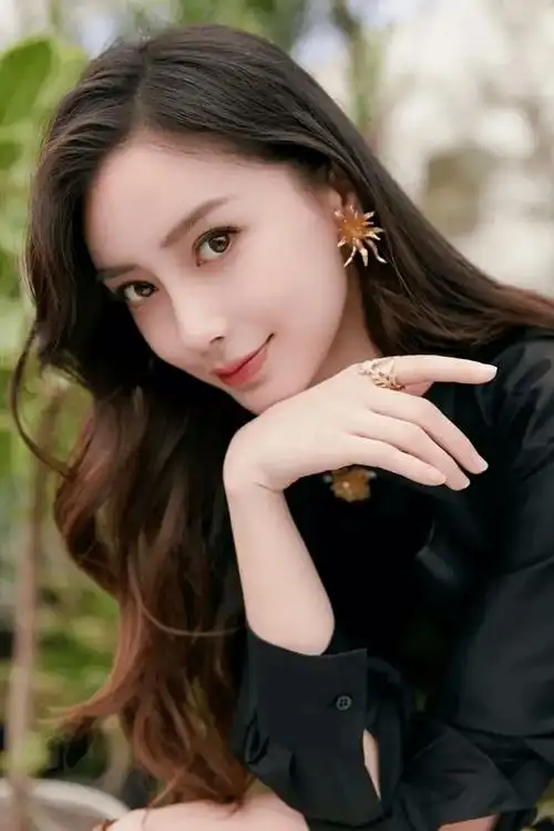 杨颖迷人的眼神