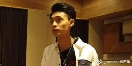 抽烟越狠人设越稳,秦霄贤从于谦那学会一招