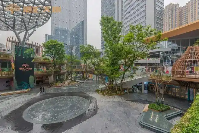 盐市口商圈落幕,但"商场内卷"从未停止