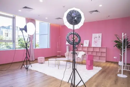 看看同泰主播是怎么三月赚到100万的!_直播