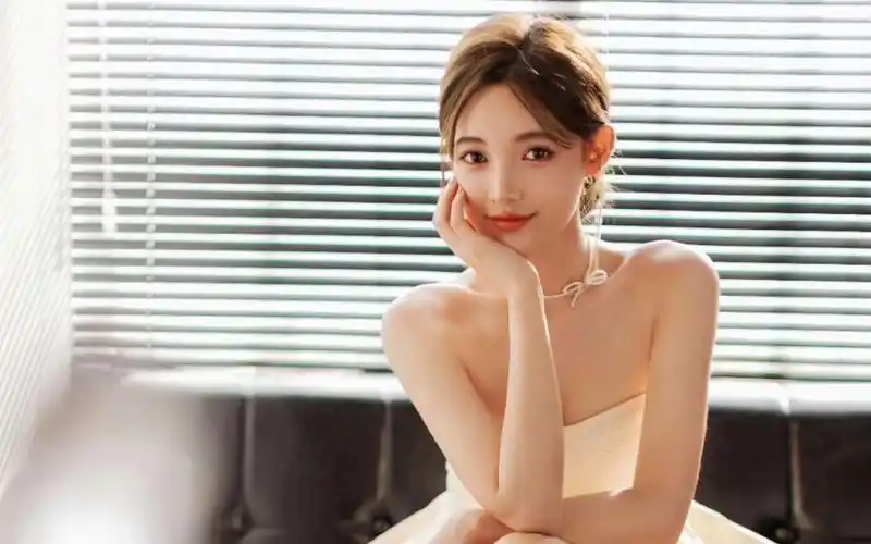 90后女歌手王小小