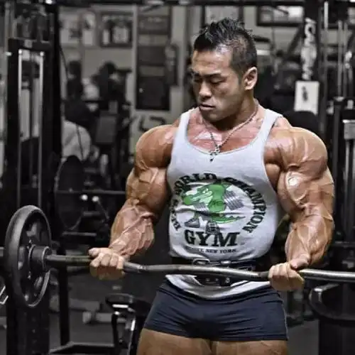 他身高只有163却是亚洲最强健美者没有之一