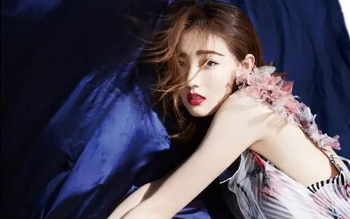 徐璐妩媚性感写真图片桌面壁纸