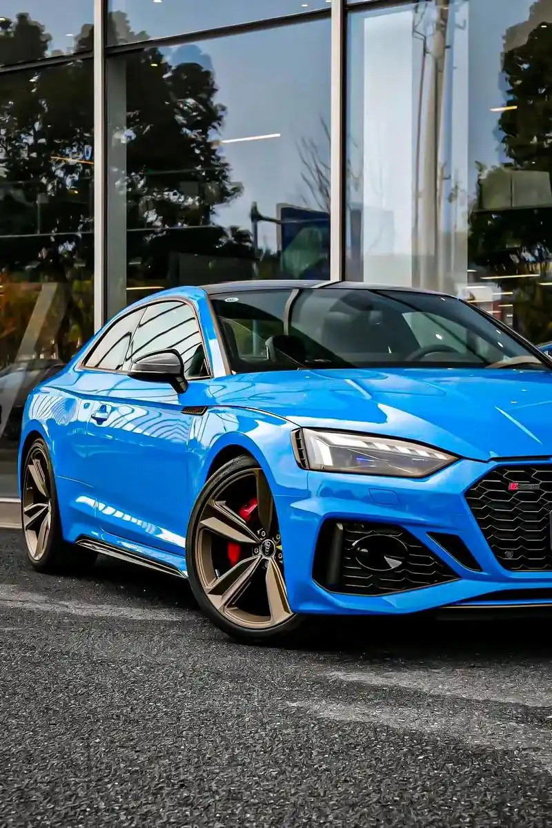 奥迪rs5 sportback 4门和2门版本 搭配2.9t - 抖音