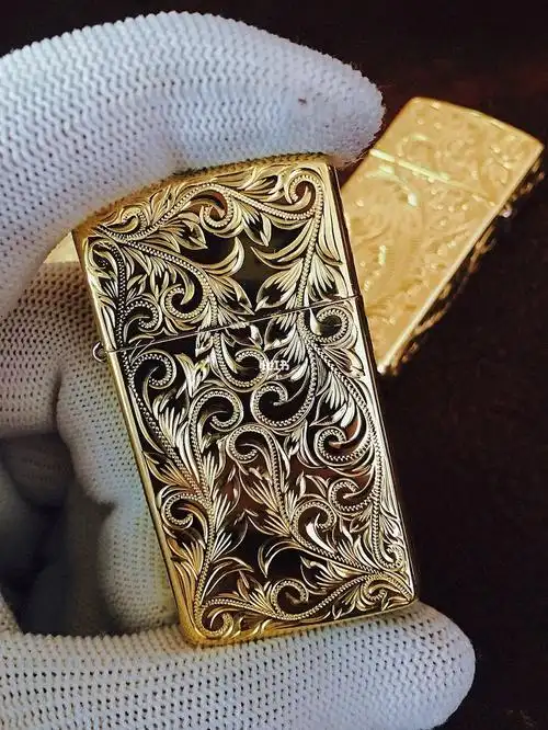 纤巧zippo手工雕刻唐草