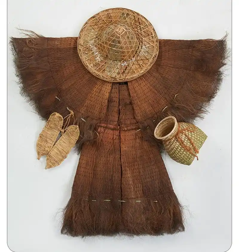 善待万物之十六:衣服 衣服(树叶兽皮)在远古先祖首先是为了遮丑避羞