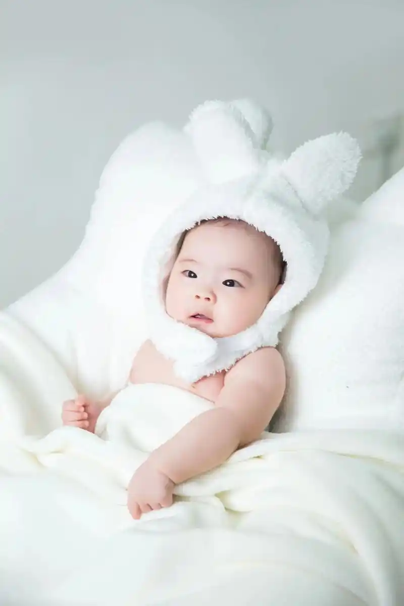 软糯可爱的小宝贝.太喜欢了#被你萌化了 #宝宝百天照 #萌宝