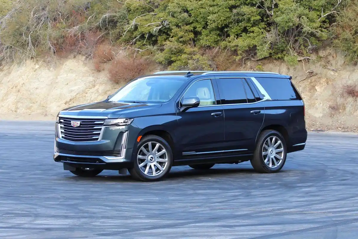 2022年凯迪拉克凯雷德因芯片短缺而放弃免提超级巡航系统